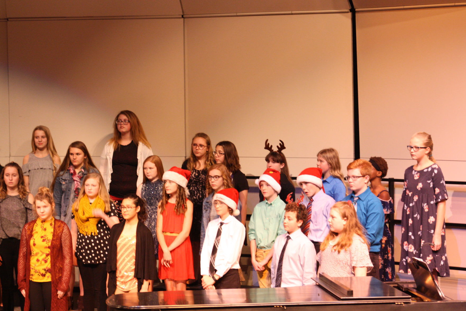 FCMS Holiday Concert 12.17 (19).JPG